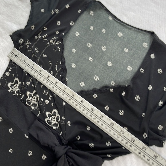 🍀3/50 Faux Wrap Dress (XS) - Picture 9 of 13